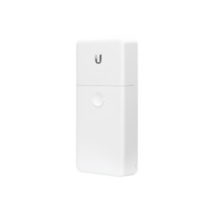 Switch PoE 24 V de Paso para Exterior con 4 Puertos Gigabit (1 PoE In, 3 PoE Out) NanoSwitch