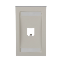 Placa de Pared Vertical Ejecutiva, Salida Para 1 Puerto Mini-Com, Con Espacios Para Etiquetas, Color Blanco Mate